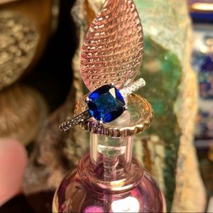 🌹NWT Deep blue quartz & Czech chip pave ring